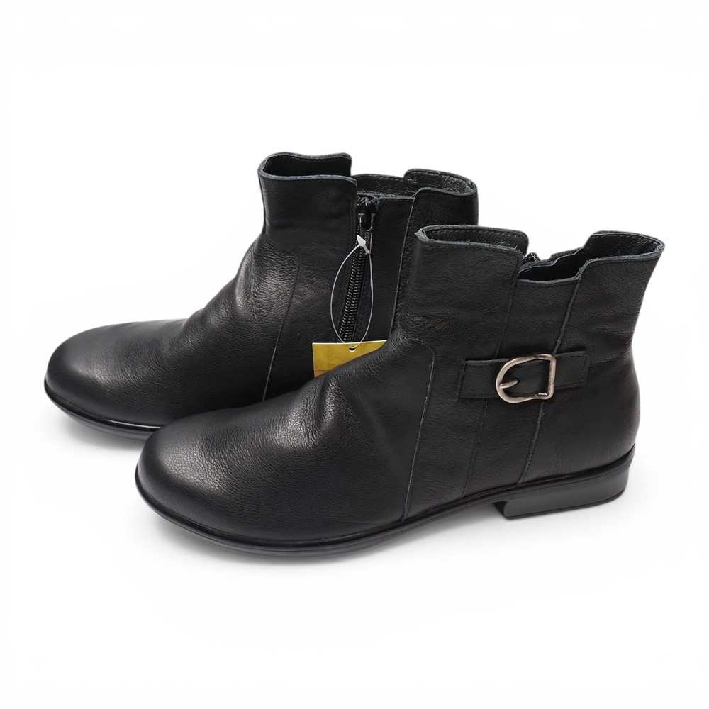 Naot Mestro Black Boots 40 9 Water Resistant Leather Ankle Side Zip Buckle NWT